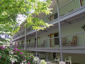 Гостиница Four Seasons Inn, Магги Валли